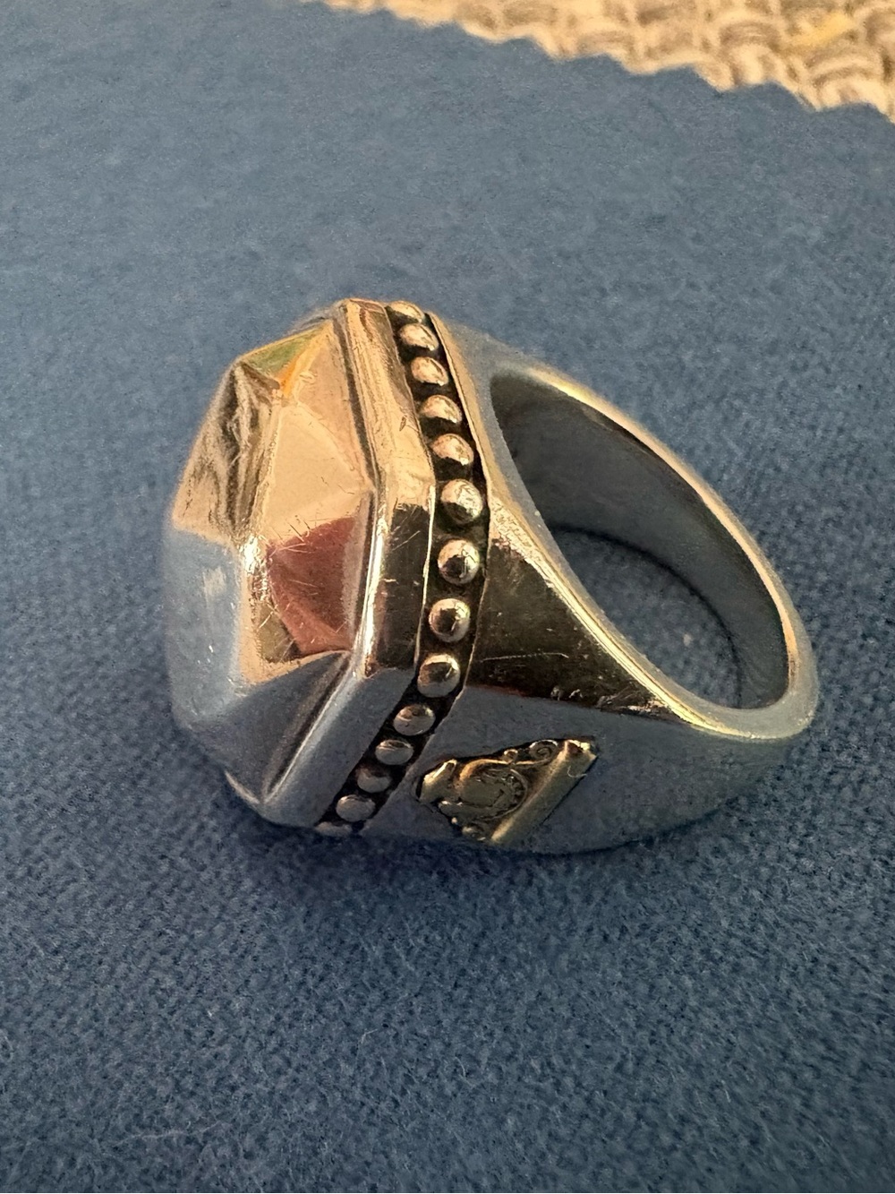 LAGOS CAVIAR STERLING SILVER/18K LOGO FACETED ROCK RING!  SIZE 7